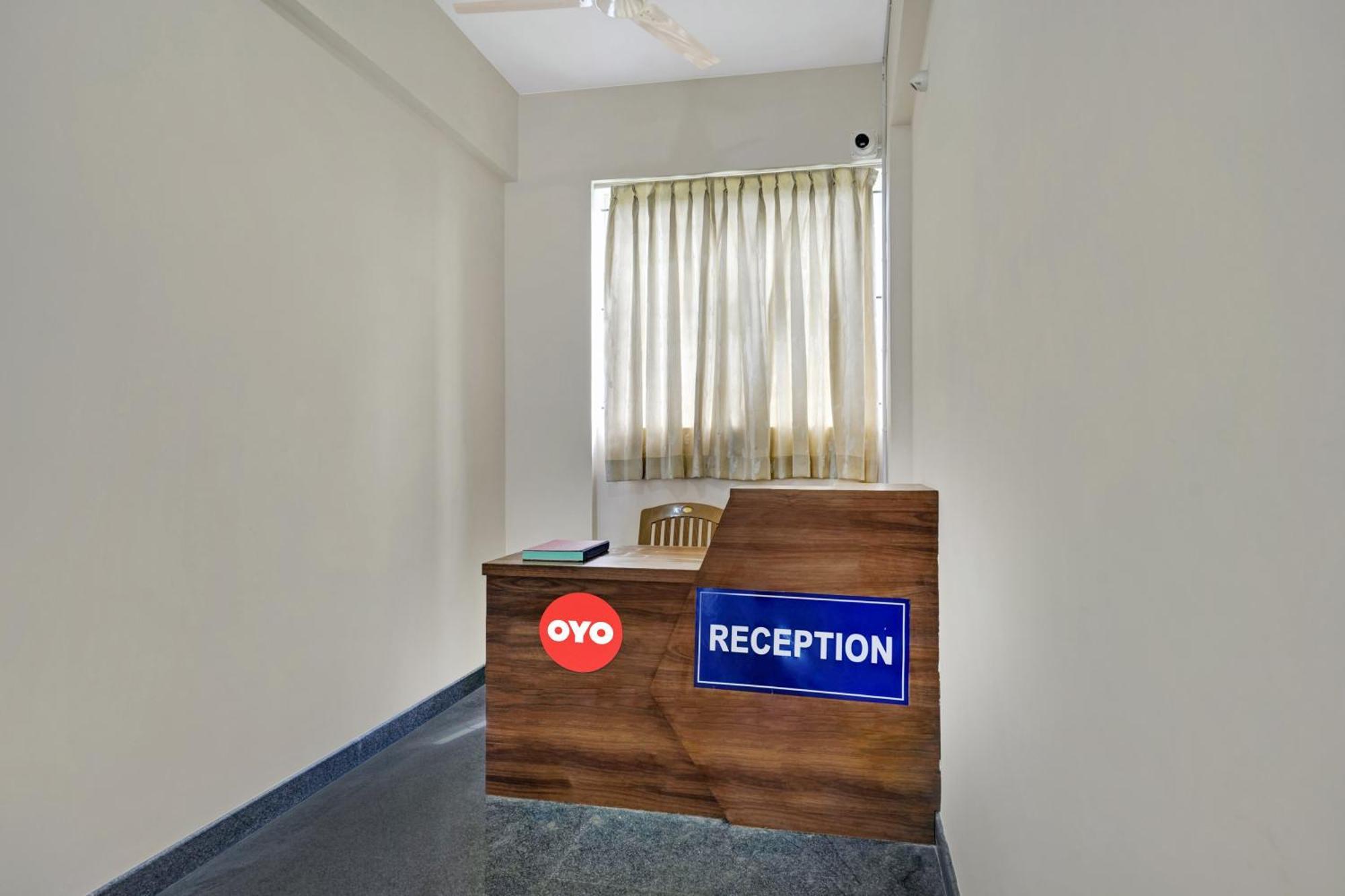 Oyo Hotel Bungalow Inn Lodging & Boarding Bangalore Esterno foto
